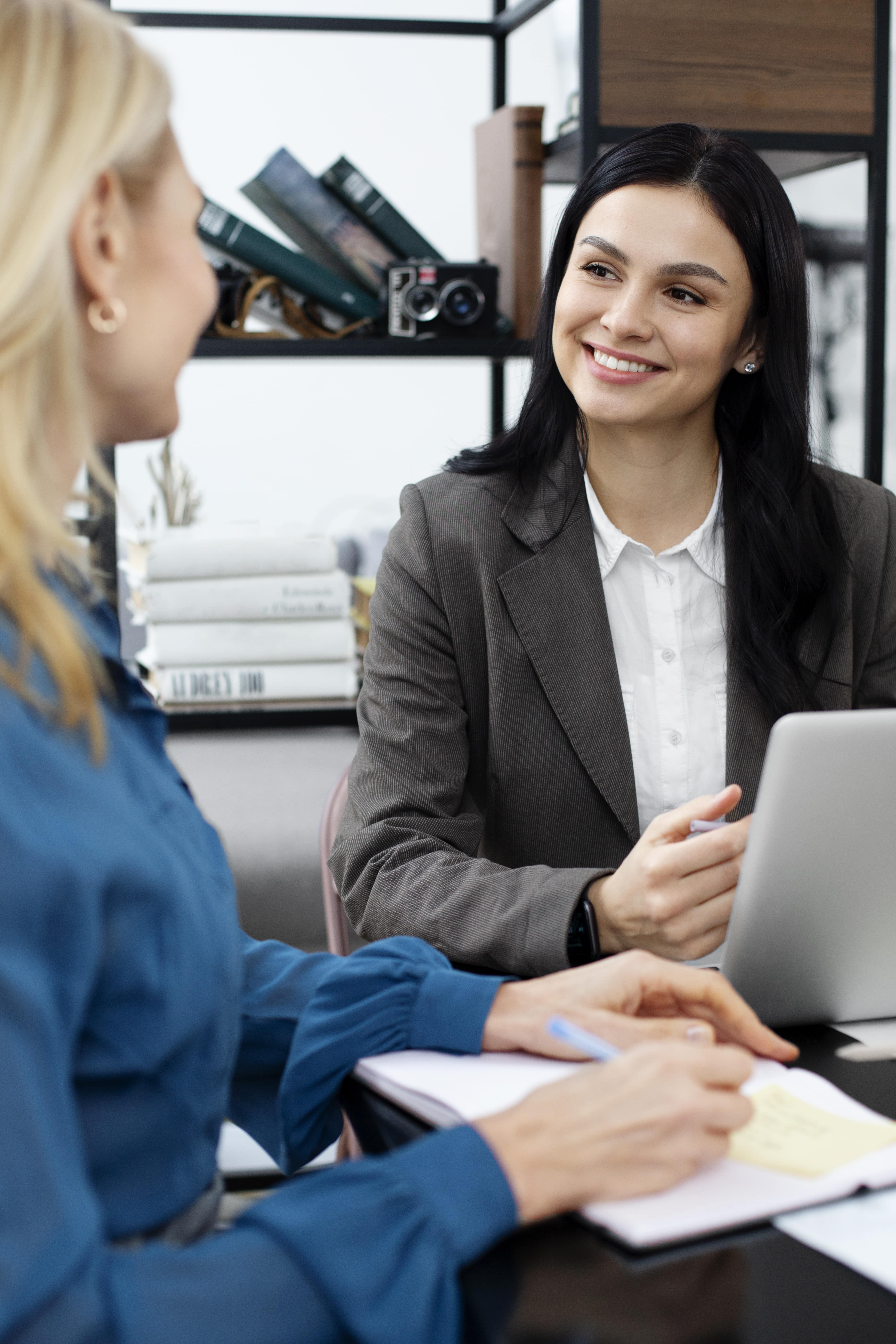 Abogados latigazo cervical Sevilla
